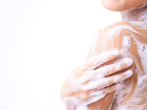 Powder shower gel