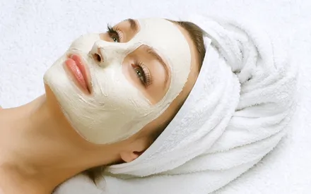 texture crème très onctueuse et fraîche, ce masque plonge la peau dans un moment de confort intense.