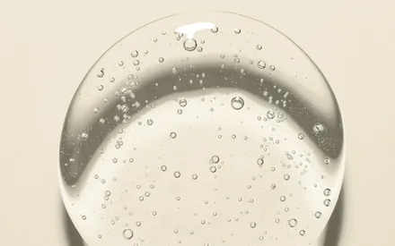 Texture eau micellaire jasmin 